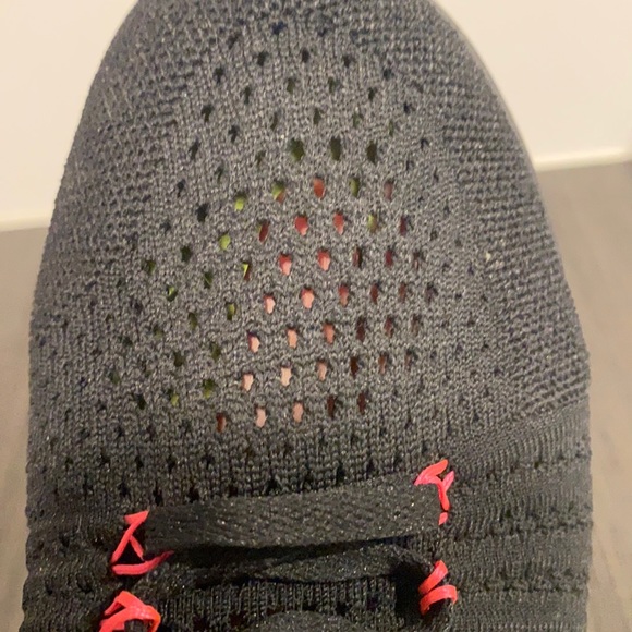 Nike Zoom All Out Flyknit - Picture 2 of 7